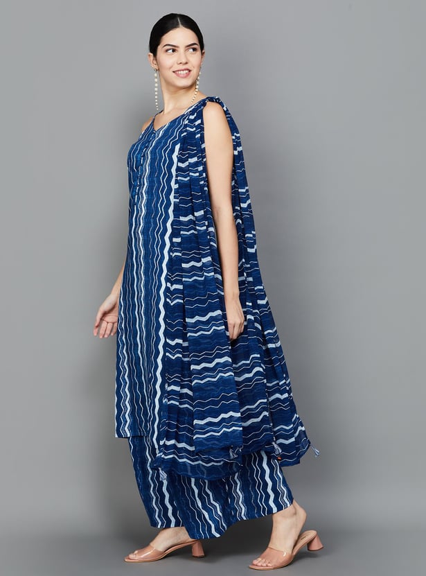 RANGRITI Women Printed Straight Kurta Set