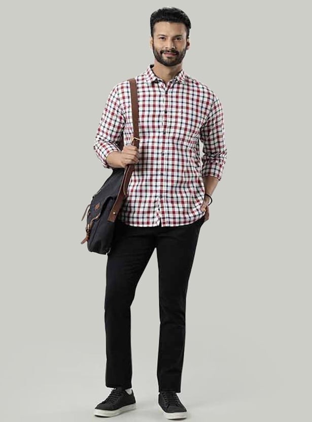 INDIAN TERRAIN Men Checked Slim Fit Casual Shirt