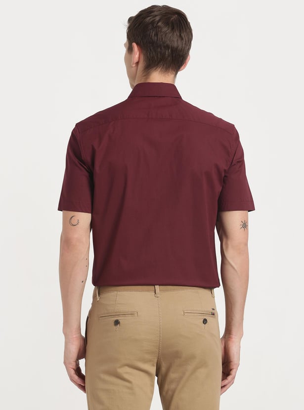 INDIAN TERRAIN Men Solid Slim Fit Casual Shirt