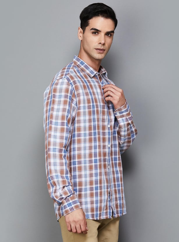 INDIAN TERRAIN Men Checked Slim Fit Casual Shirt