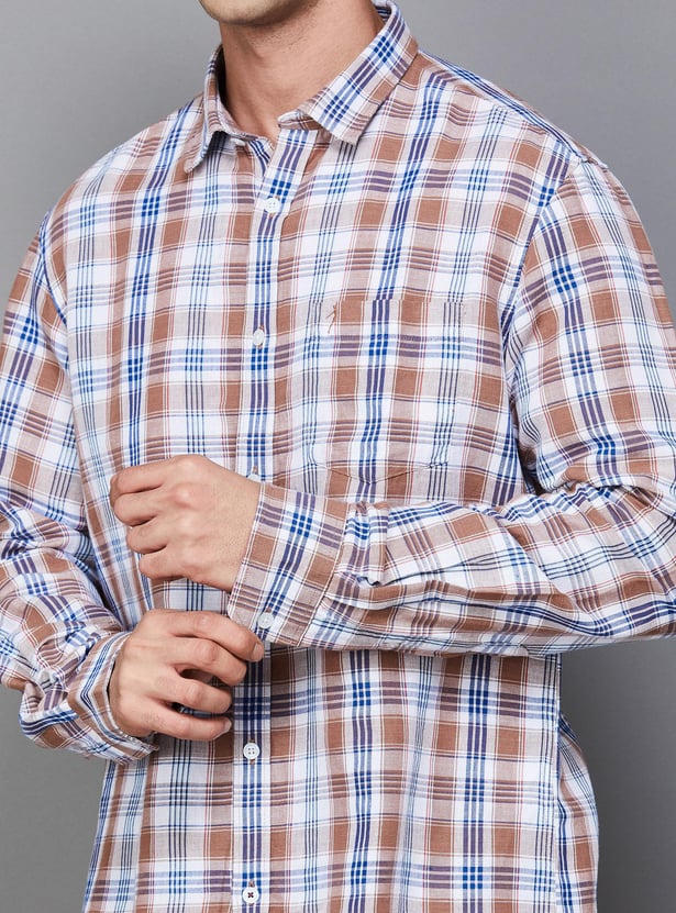 INDIAN TERRAIN Men Checked Slim Fit Casual Shirt