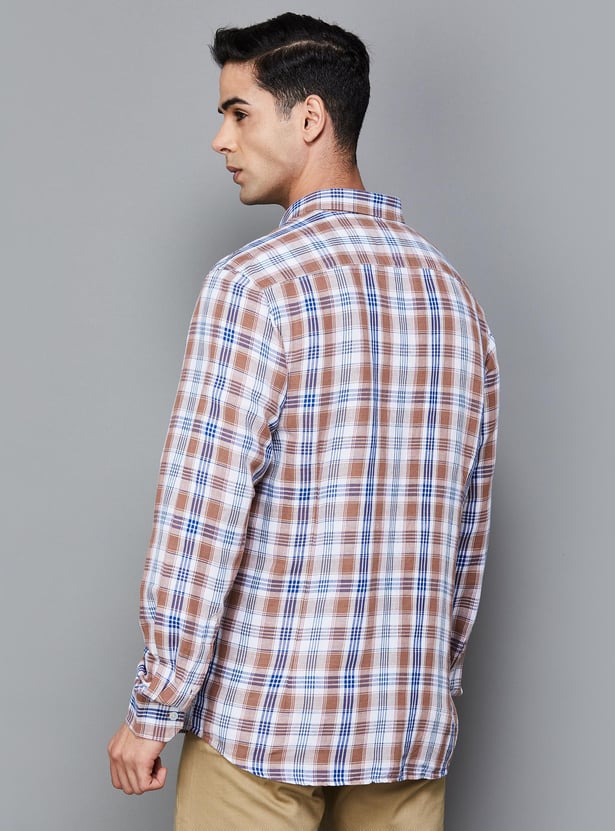 INDIAN TERRAIN Men Checked Slim Fit Casual Shirt