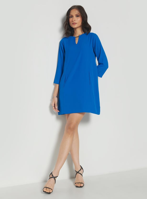 AND Women Solid Shift Dress