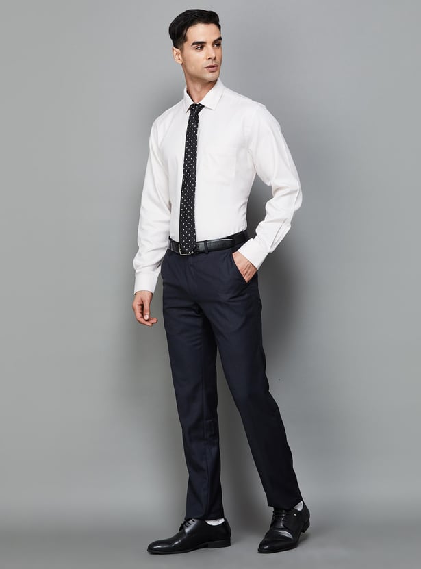 VAN HEUSEN Men Slim Fit Formal Trousers