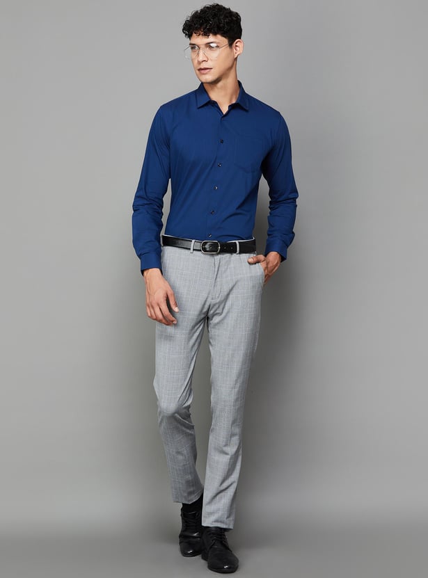 VAN HEUSEN Men Solid Slim Fit Formal Shirt