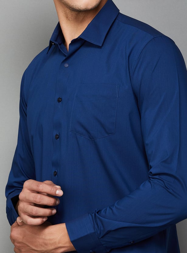 VAN HEUSEN Men Solid Slim Fit Formal Shirt