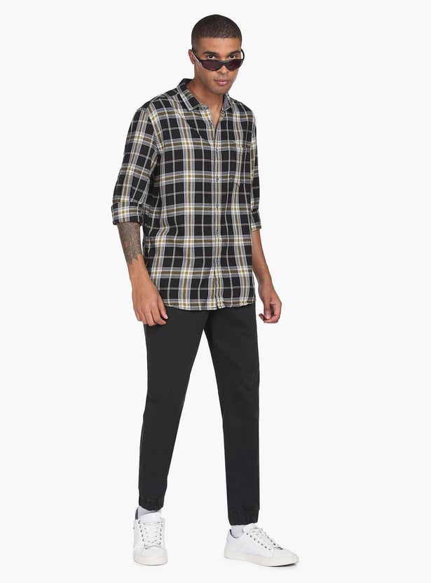 FLYING MACHINE Men Checked Regular Fit Casual Shirt