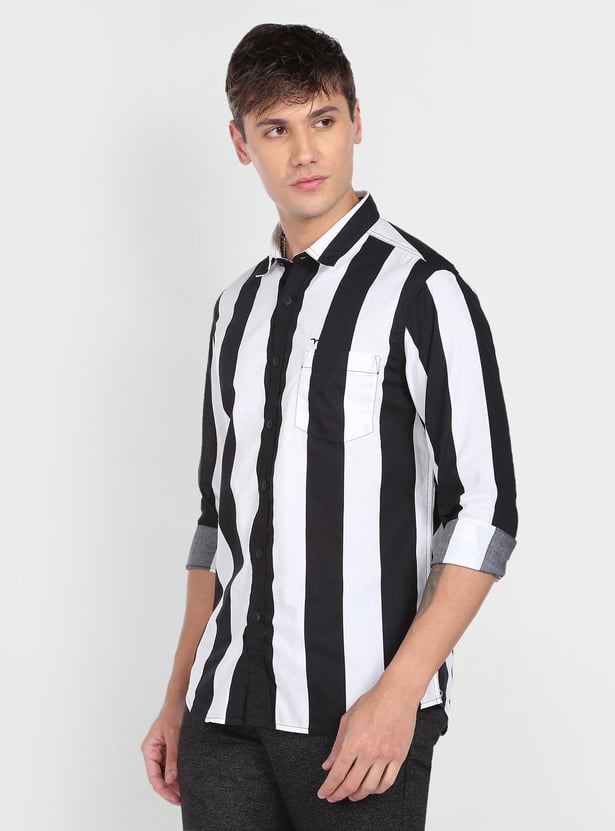 FLYING MACHINE Men Striped Regular Fit Casual Shirt