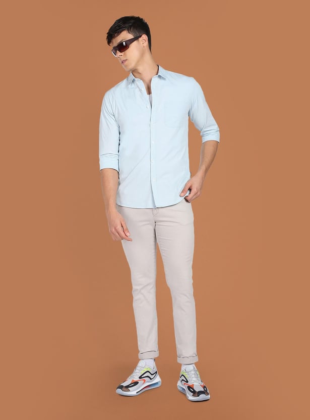 FLYING MACHINE Men Solid Slim Fit Casual Shirt