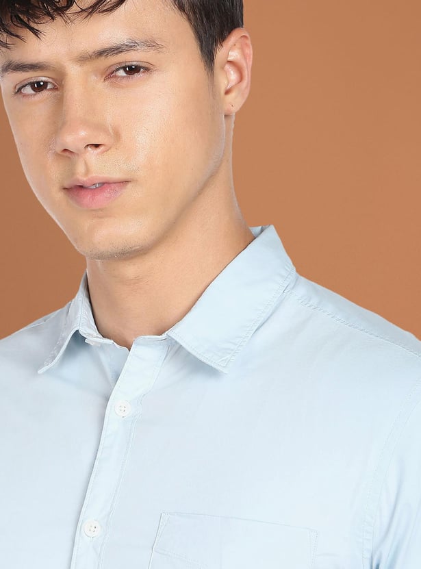FLYING MACHINE Men Solid Slim Fit Casual Shirt