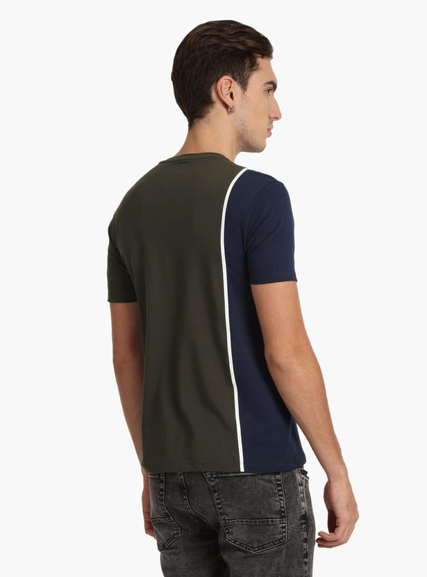 FLYING MACHINE Men Colourblocked Regular Fit T-shirt