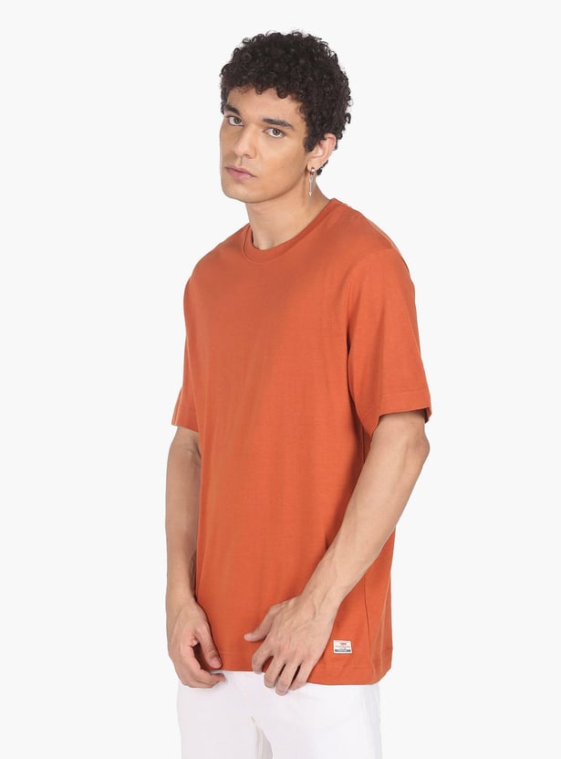 FLYING MACHINE Men Solid Regular Fit T-shirt