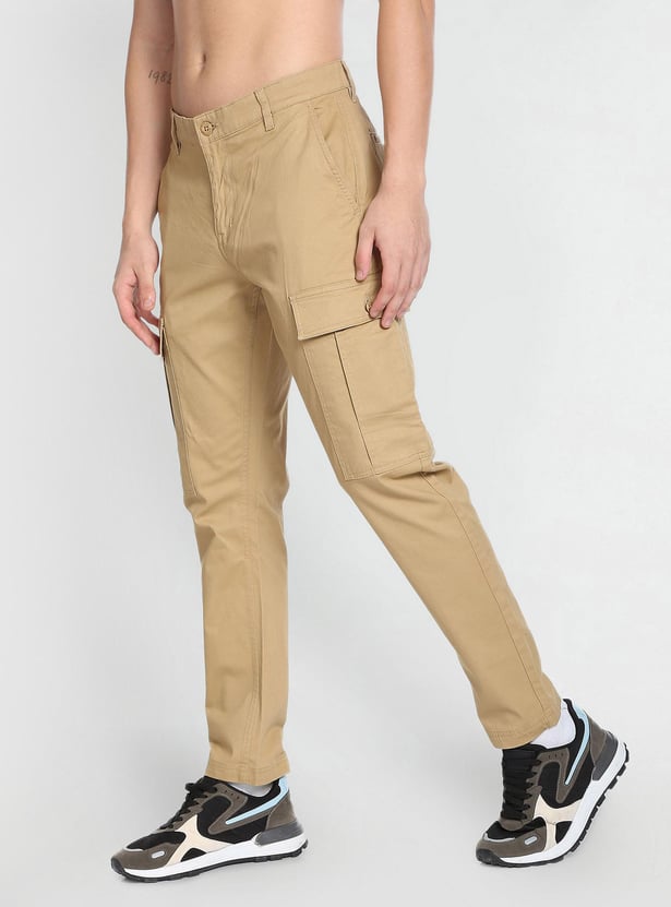 FLYING MACHINE Men Solid Mid-Rise Casual Trousers