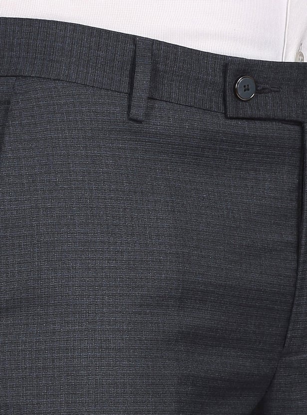 ARROW Men Solid Hudson Formal Trousers (Regular)