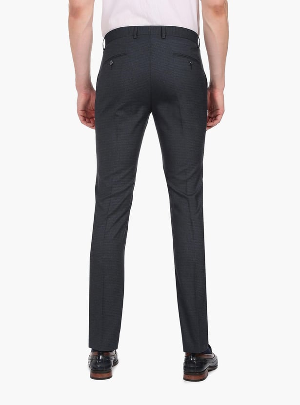 ARROW Men Solid Hudson Formal Trousers (Regular)
