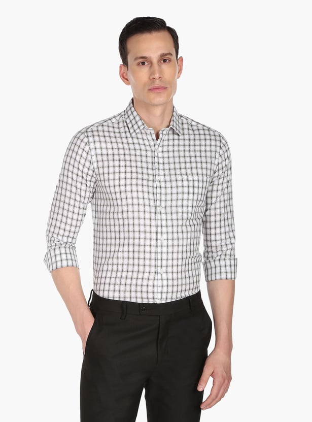 ARROW Men Checked Slim Fit Formal Shirt