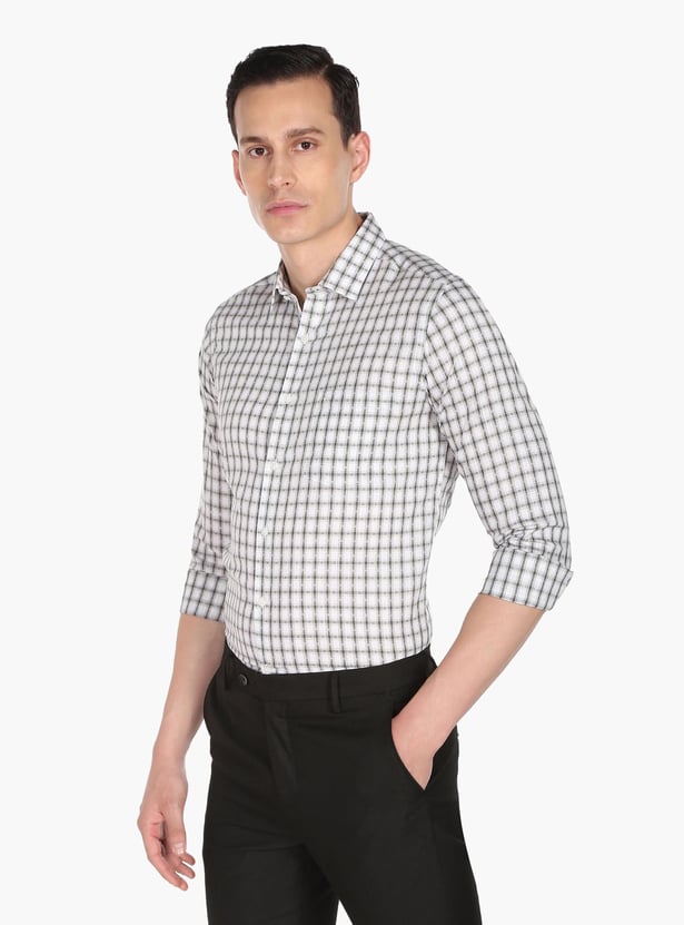 ARROW Men Checked Slim Fit Formal Shirt