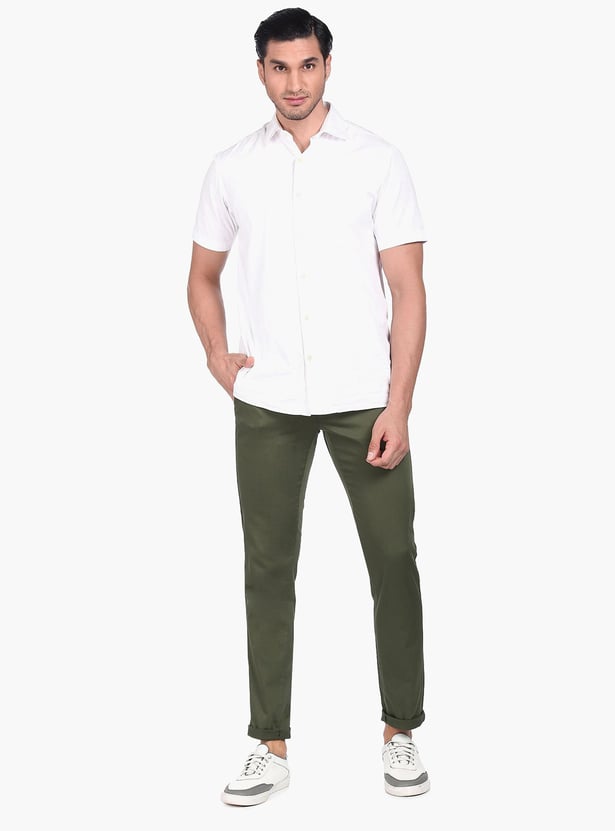 ARROW SPORT Men Solid Bronson Casual Trousers (Slim)