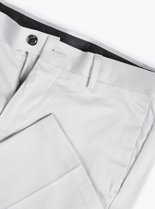 ARROW SPORT Men Solid Bronson Casual Trousers (Slim)
