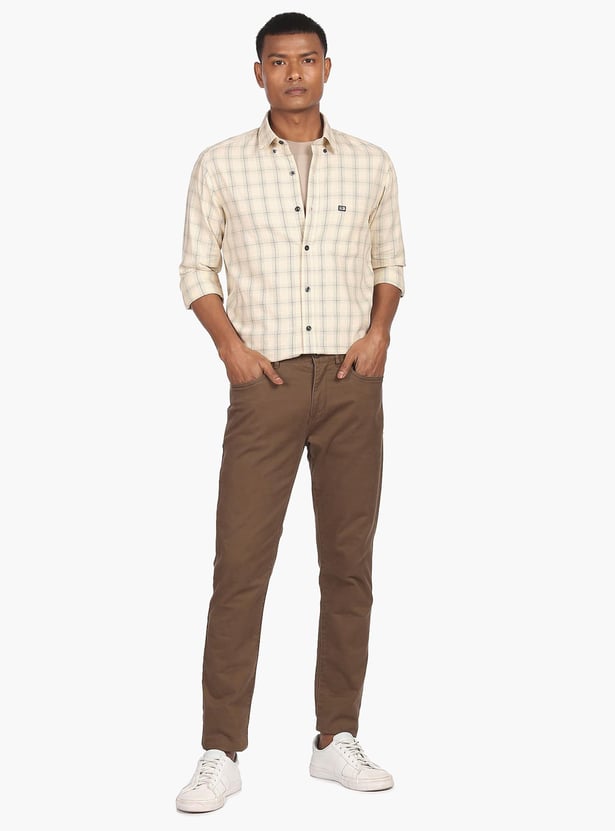ARROW SPORT Men Checked Manhattan Casual Shirt (Slim)