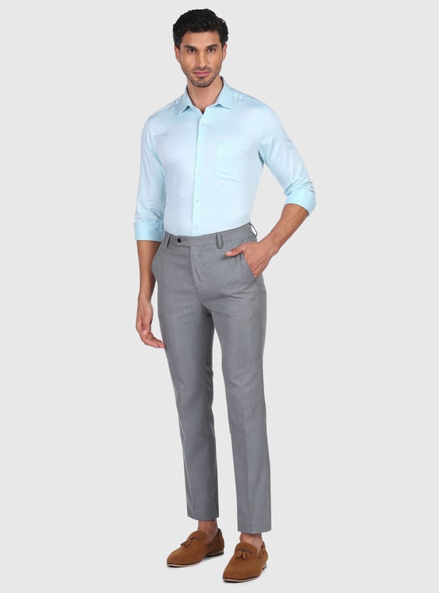 ARROW Men Solid Manhattan Formal Shirt (Slim Fit)