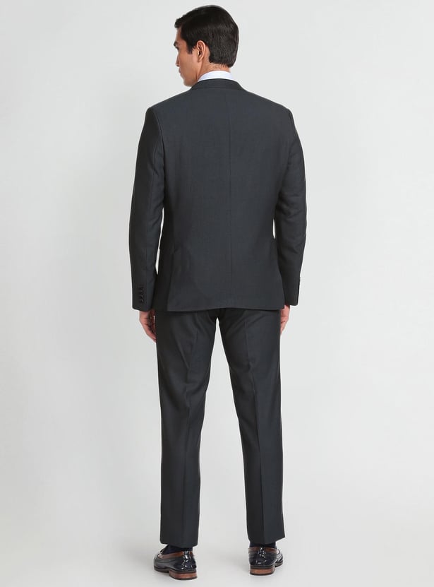 ARROW Men Solid Tailored Fit Three Piece Suit