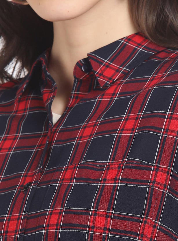 FLYING MACHINE Women Checked Regular Fit Casual Shirt