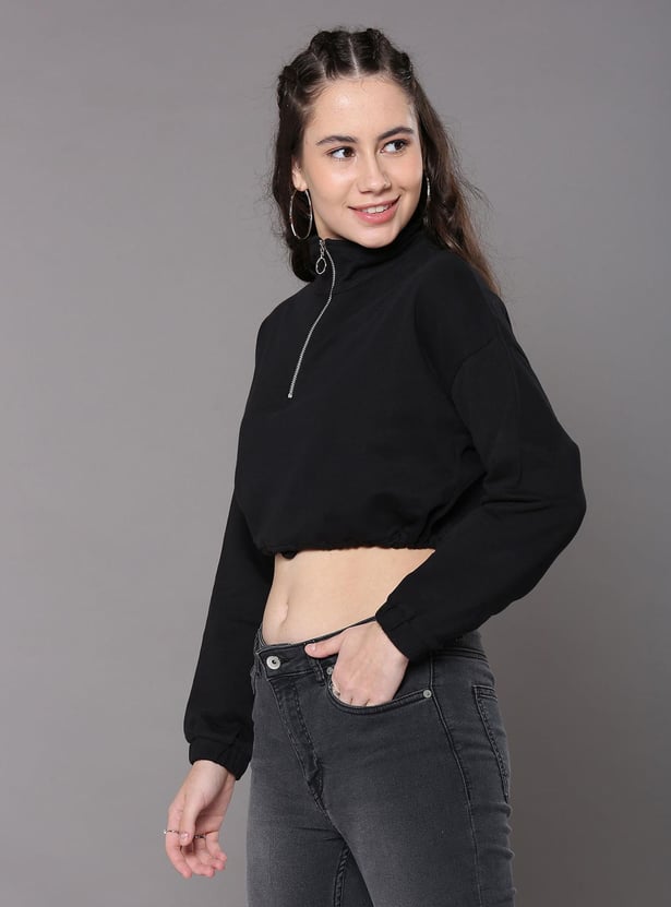 FLYING MACHINE Women Solid Cropped Sweatshirt