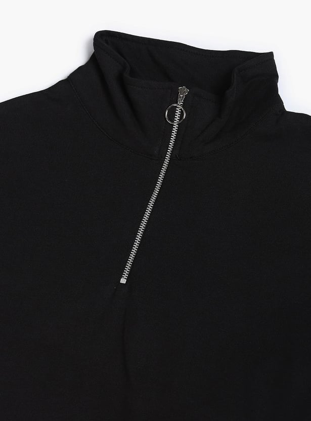 FLYING MACHINE Women Solid Cropped Sweatshirt