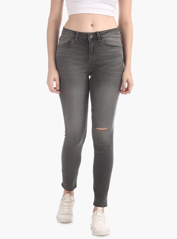 U.S. POLO ASSN. Skinny Fit Stonewash Distressed Jeans