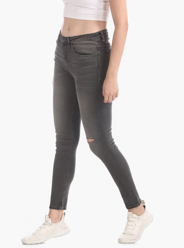 U.S. POLO ASSN. Skinny Fit Stonewash Distressed Jeans