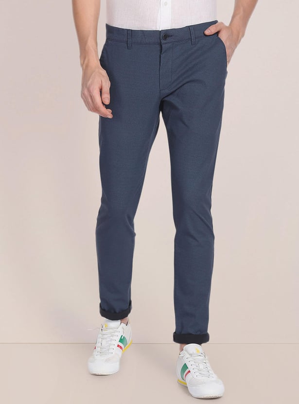 U.S. POLO ASSN. Men Textured Austin Casual Trousers (Regular)