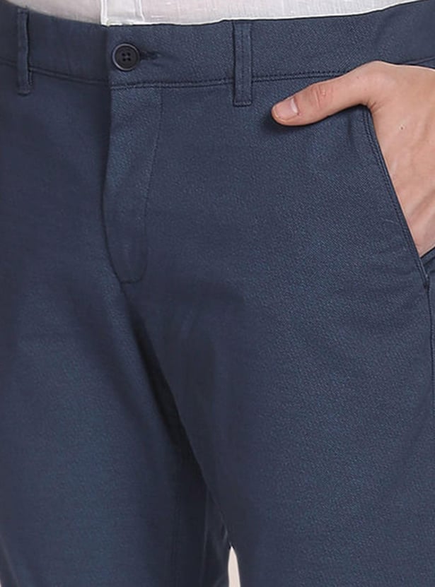 U.S. POLO ASSN. Men Textured Austin Casual Trousers (Regular)