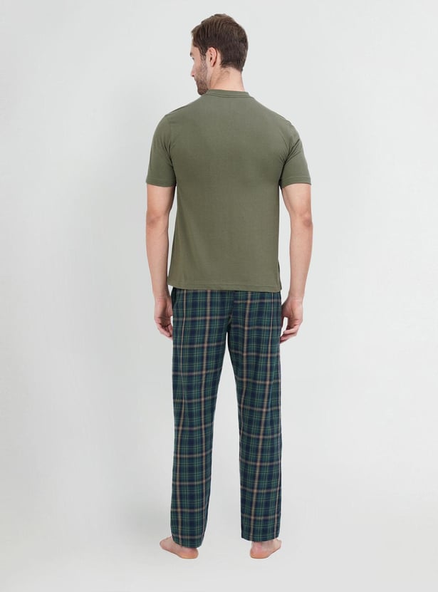 U.S. POLO ASSN. Men Solid Comfort Fit T-shirt