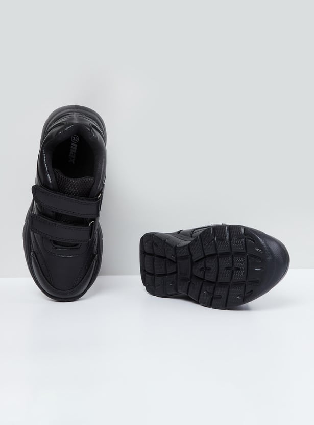 MAX Solid Velcro Closure Shoes