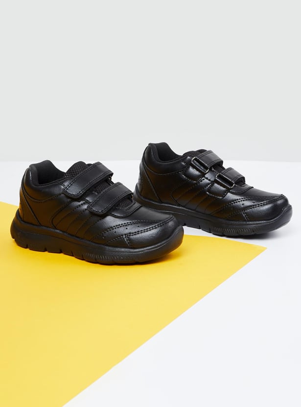 MAX Solid Velcro Closure Shoes