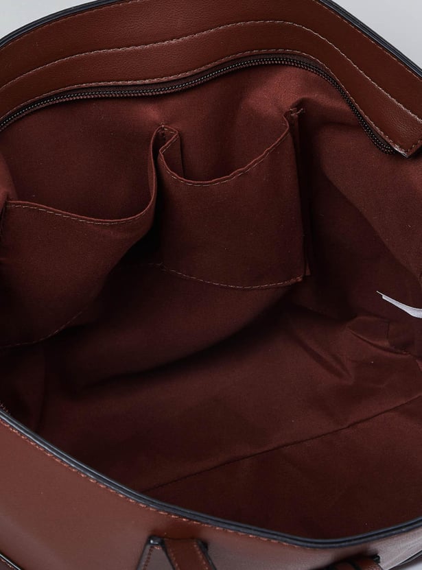 MAX Women Solid Handheld Bag