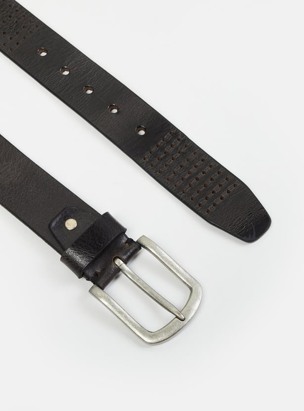 Men Laser Cut-Out Detail Casual Belt 