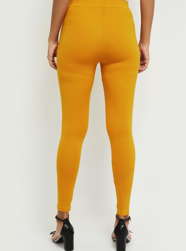 Women Solid Elasticated Leggings 