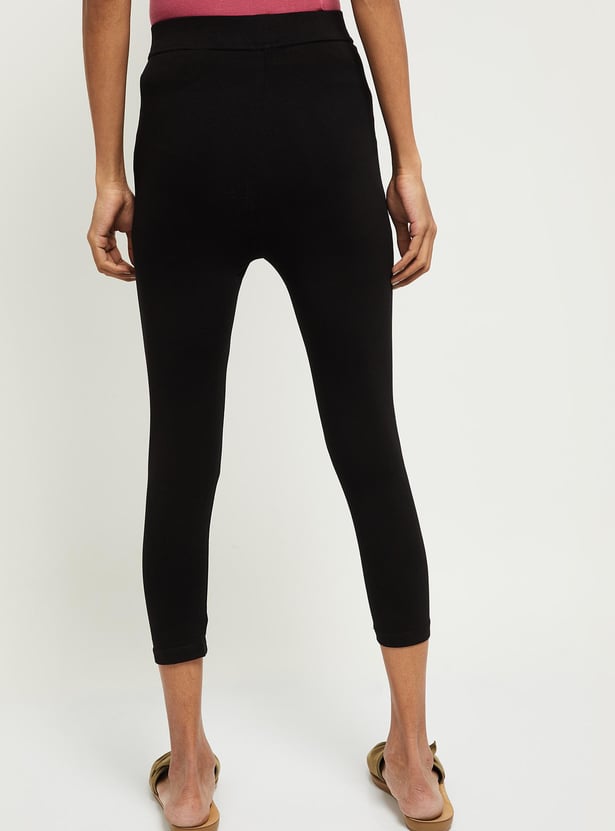 Women Solid Cropped Leggings