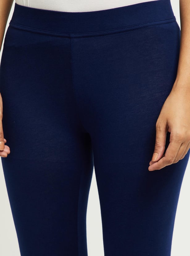 Women Solid Cropped Leggings