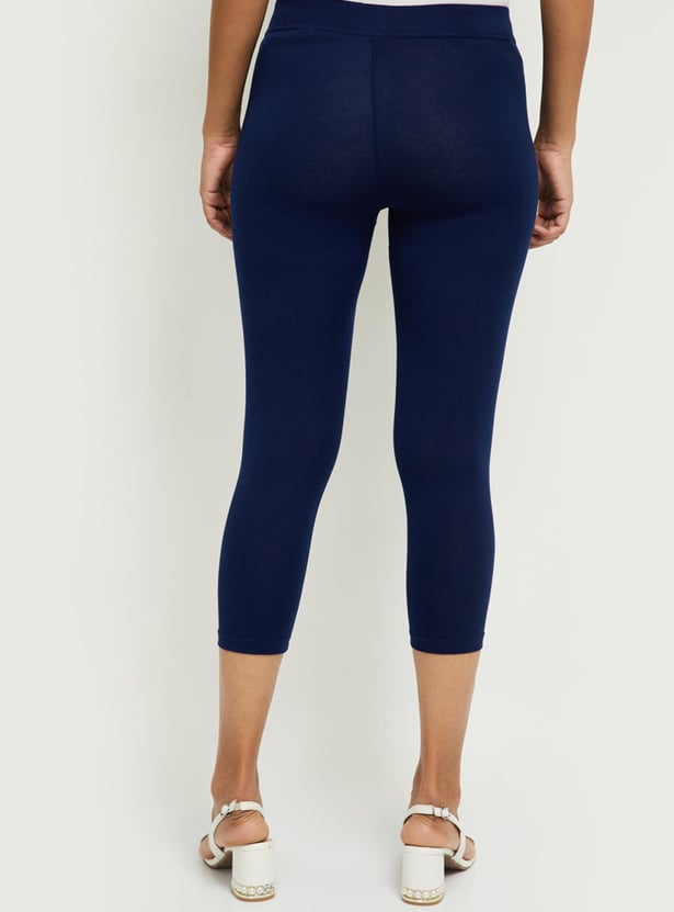 Women Solid Cropped Leggings