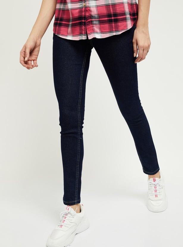 Women Solid Skinny Fit Jeans
