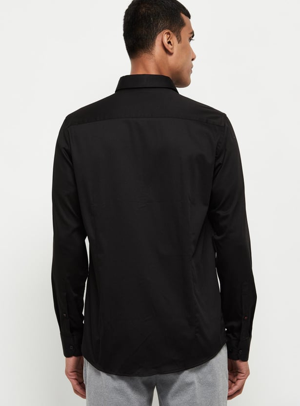 Men Solid Slim Fit Formal Shirt