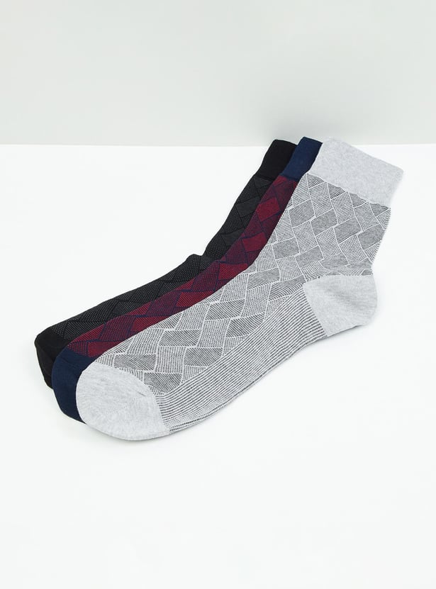 Men Jacquard Pattern Socks- Set of 3