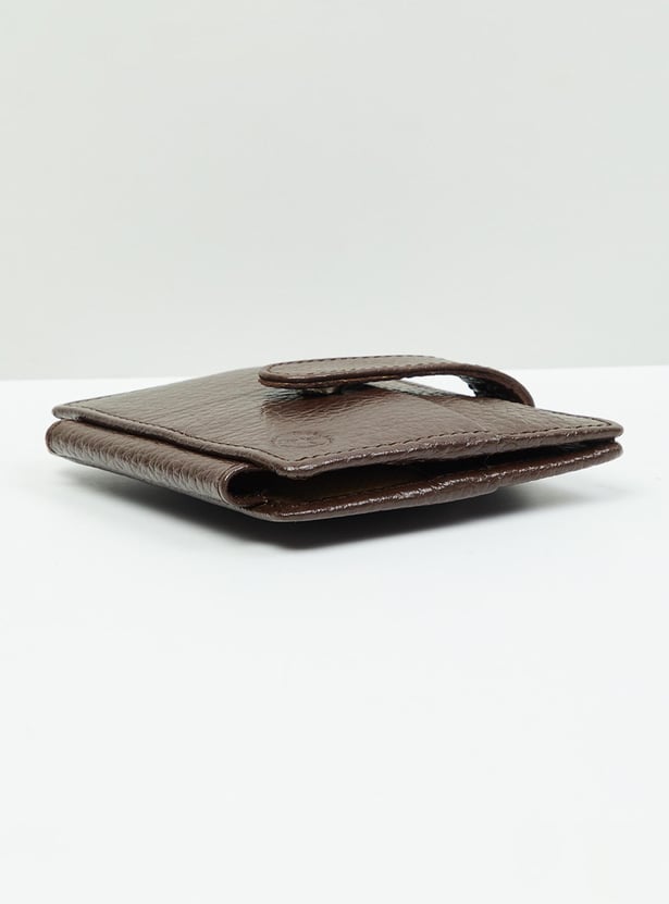 Men Textured Bi-Fold Wallet
