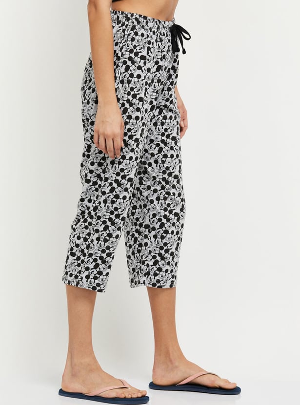 MAX Women Printed Elasticated Capris