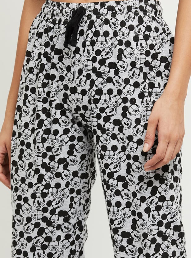 MAX Women Printed Elasticated Capris