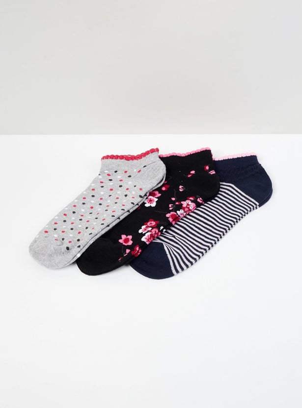 MAX Women Jacquard Pattern Socks - Set of 3