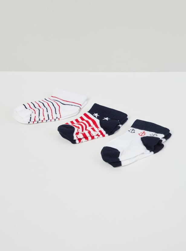 Boys Graphic Print Socks- Pack of 3